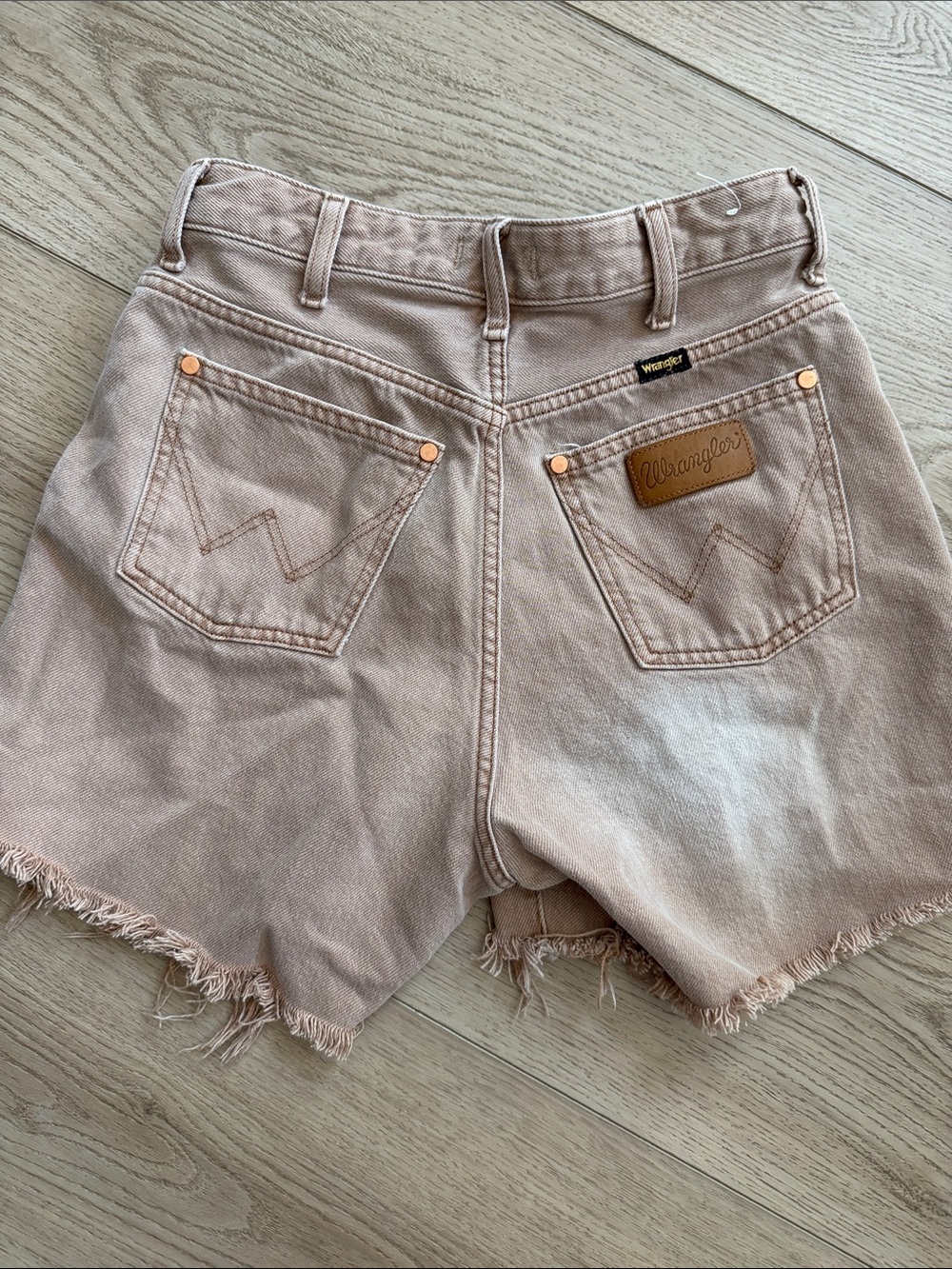 Wrangler Women's High-Rise Frayed Hem Shorts - Dusty Tan